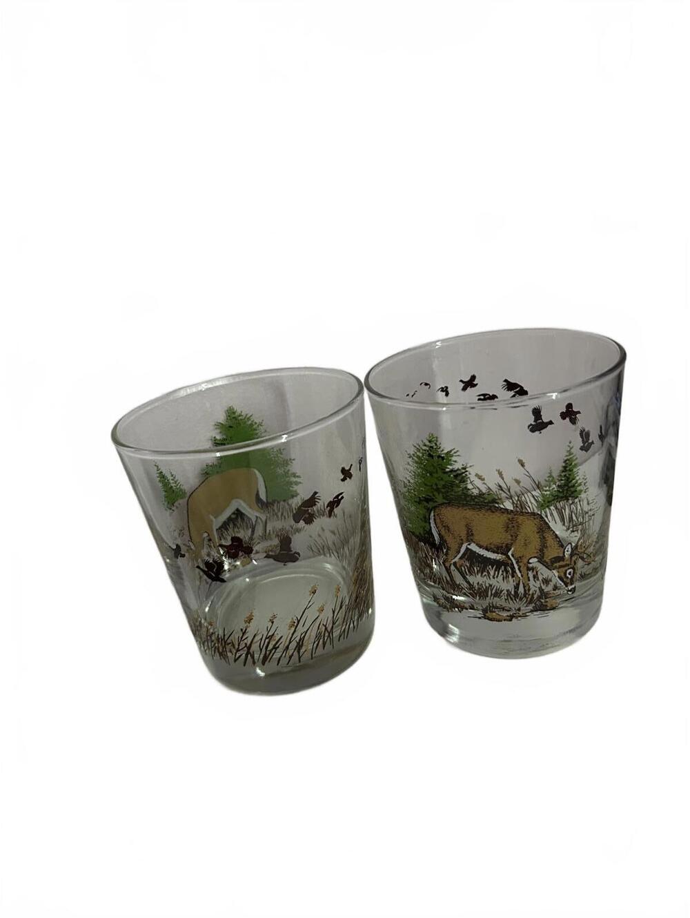 Set of 2 Vintage Glasses with Deer and Nature Scene - Picture 2 of 3